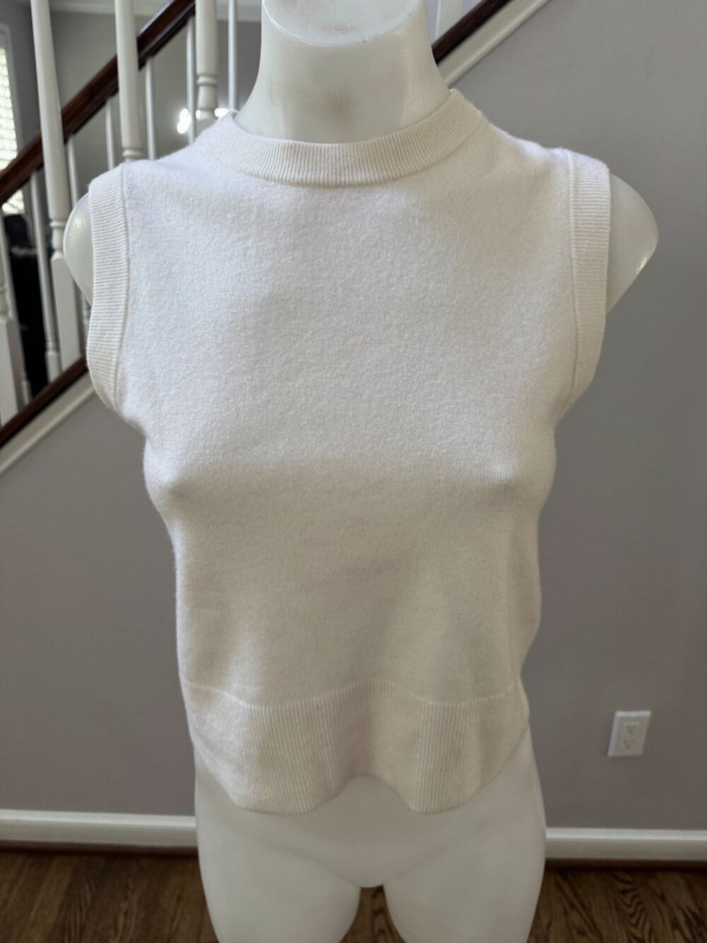 VINCE Wool-Blend Cashmere Crew Neck Shell Sweater Tank White Size XS